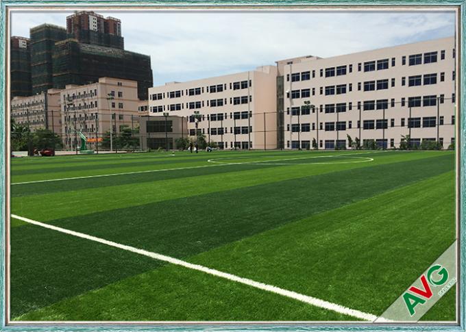 เส้นใยทั่วไป Rebound Softness สนามหญ้าปลอม / สนามหญ้าเทียมสำหรับสนามฟุตบอล 0