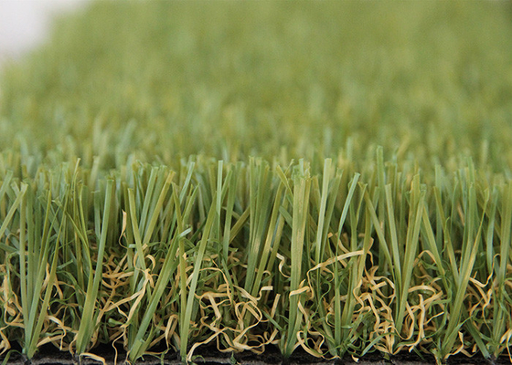 จีน น้ำยางสนับสนุนการจัดสวนหญ้าเทียมในร่มพรมสนามหญ้าที่สะดวกสบายสำหรับเด็ก ผู้ผลิต