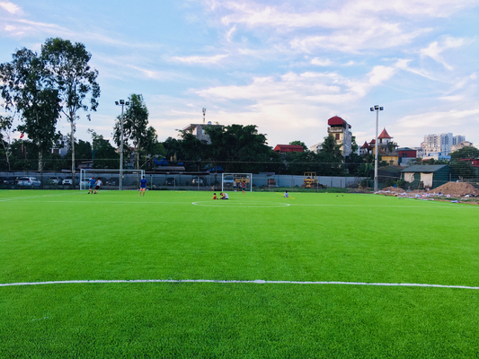 จีน Gazon หญ้าเทียม De Fotbal En-Gros หญ้าเทียมฟุตบอลหญ้าสังเคราะห์ ผู้ผลิต