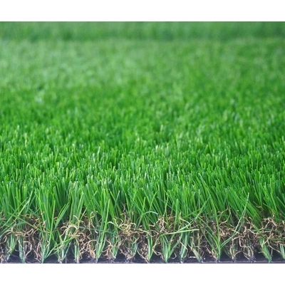 จีน หญ้าเทียมสีเขียวพรมม้วนสนามหญ้าเทียม Cesped หญ้าเทียม ผู้ผลิต