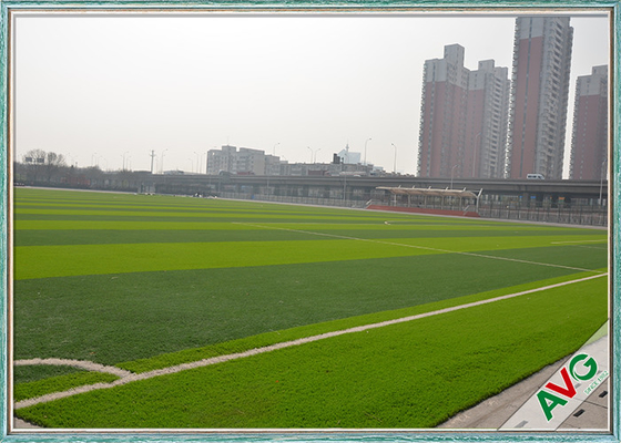 จีน พรมหญ้าเทียมในร่ม / กลางแจ้งที่มีความหนาแน่นสูง ผู้ผลิต