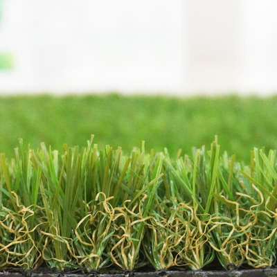 จีน PP Leno Backing Green Tennis หญ้าสังเคราะห์ม้วนสำหรับสวน ผู้ผลิต