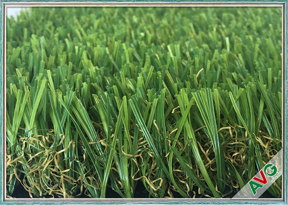 จีน หญ้าเทียมป้องกันสีซีดจางกลางแจ้ง / ในร่ม การปรับตัวของสภาพอากาศที่ดี ผู้ผลิต