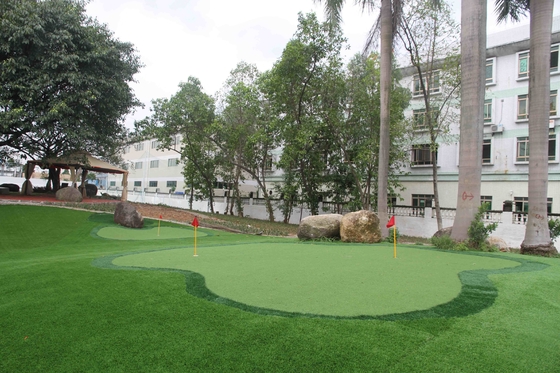 จีน สนามหญ้าเทียม PP + Fleece Garden พร้อมสีสันสดใสรับประกัน 5 ปี ผู้ผลิต