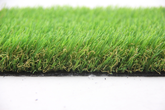 จีน หญ้าประดิษฐ์ Cesped 50 มม. หญ้าสังเคราะห์สวนพรมหญ้าสีเขียว ผู้ผลิต