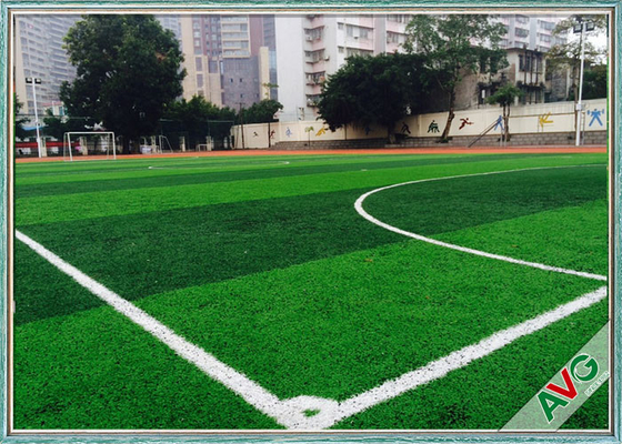 จีน รูปทรงเพชรสนามหญ้าเทียมฟุตบอลที่มีชีวิตยาว / ความสามารถในการยืนที่ดีที่สุด ผู้ผลิต