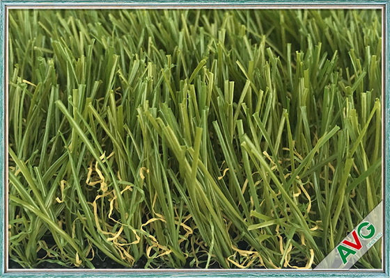จีน พรมหญ้าเทียมสำหรับสัตว์เลี้ยงสีเขียวกลางแจ้งที่ทนทานสำหรับการจัดสวน ผู้ผลิต