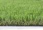 หญ้าเทียมตกแต่งกลางแจ้งวัสดุ PE สนามหญ้าเทียมที่มีความต้านทานรังสียูวี ผู้ผลิต